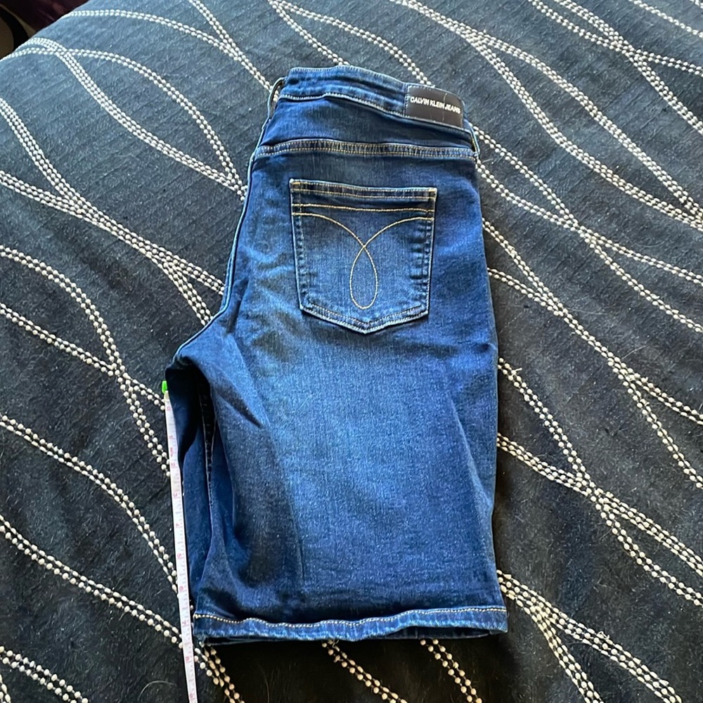 Calvin Klein five pocket stretch jean shorts